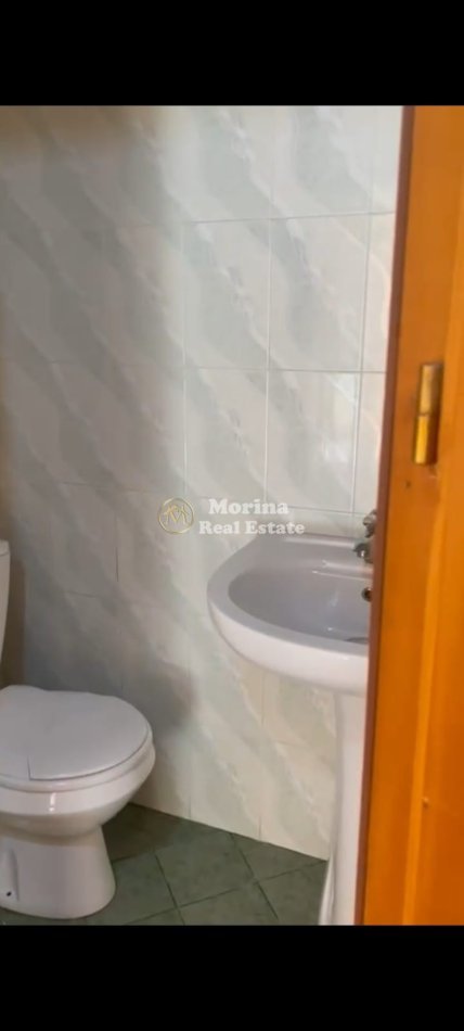 Tirane, jepet me qera apartament 2+1 Kati 7, 80 m² 500 € (Rruga 5 Maji)