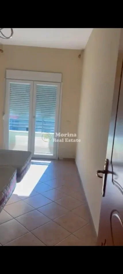 Tirane, jepet me qera apartament 2+1 Kati 7, 80 m² 500 € (Rruga 5 Maji)