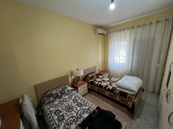 Tirane, shitet Vile 4+1 Kati 0, 613 m² 630.000 € (sauk)