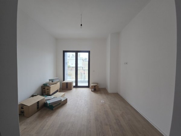 Tirane, shitet apartament 2+1+Ballkon , 103 m² 293.000 € (Rruga e Barrikadsve)