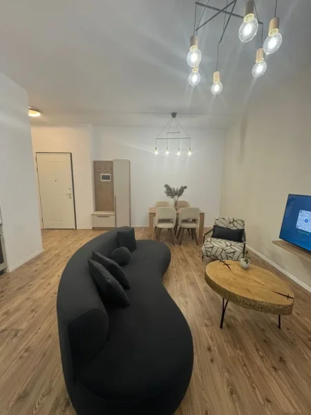 Shqiperi, jepet me qera apartament 1+1+Ballkon Kati 3, 82 m² 800 € (Kompleksi Delijorgji)
