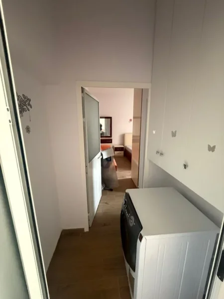 Durres, jepet me qera apartament 1+1+Ballkon Kati 1, 60 m² 250 € (ish kenete)