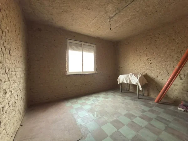 Tirane, shitet apartament 1+1+Ballkon Kati 4, 64 m² 110.000 € (Rruga 4 deshmoret)