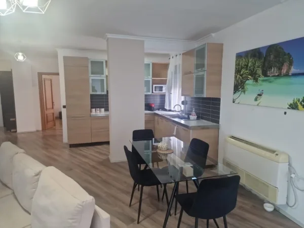Tirane, shitet nga Pronari, pa-komision apartament 2+1 , 100 m² 300.000 € 
