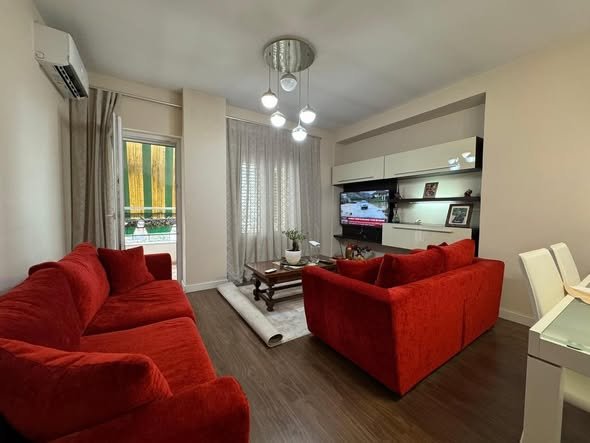 Tirane, shitet apartament 2+1 , 95 m² 205.000 € 