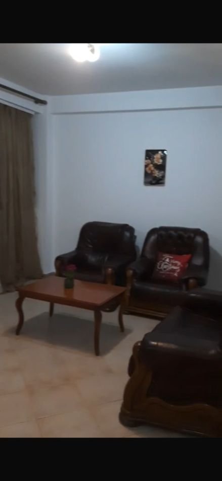 Tirane, jepet me qera apartament 1+1+Ballkon Kati 8, 58 m² 450 € (RRUGA PJETER BUDI)