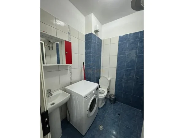 Tirane, jepet me qera apartament 2+1+2 Kati 1, 80 m² 550 € (Rruga 5 Maji , Prane Concord Center)