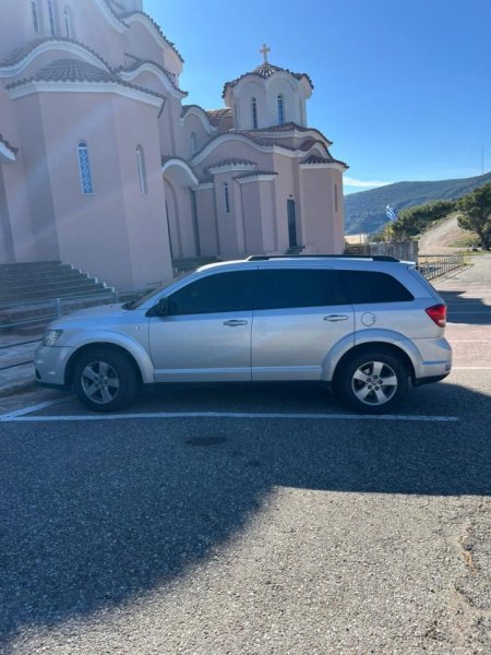 Berat, shes makine Fiat freemont Nafte, gri metalizato manuale Kondicioner 350.000 km 4.000 €