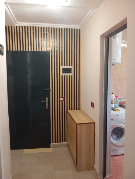 🏠 JEPET ME QERA APARTAMENTI 1+1 TEK RRUGA E ELBASANIT 500 €