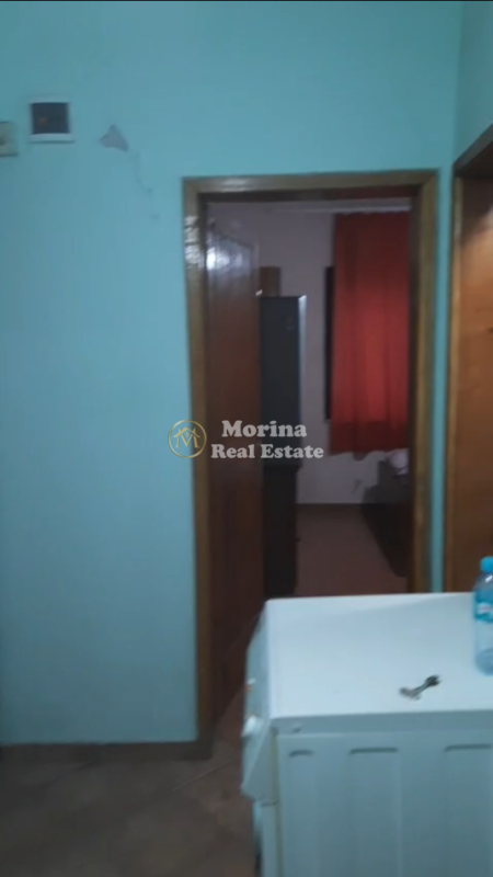 Tirane, jepet me qera apartament 1+1 Kati 3, 53 m² 450 € (Rruga e Kavajes)