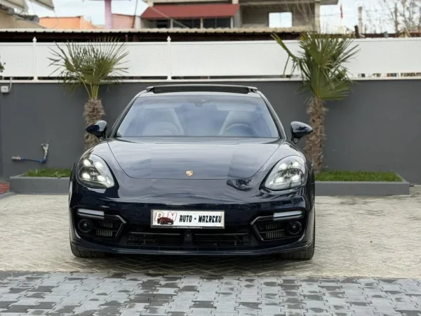 Fier, shes makine PORSCHE PANAMERA GTS-4.0 BENZIN-2019-SUPER FULL OPTIONS Benzin, blu e errët automatik Kondicioner 110.000 km