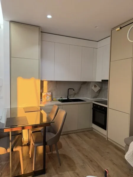 Tirane, jepet me qera apartament Kati 4, 64 m² 550 € 