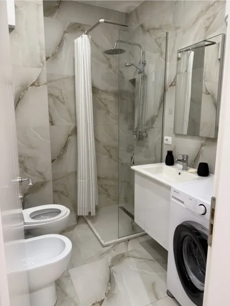 Tirane, jepet me qera apartament Kati 4, 64 m² 550 € 