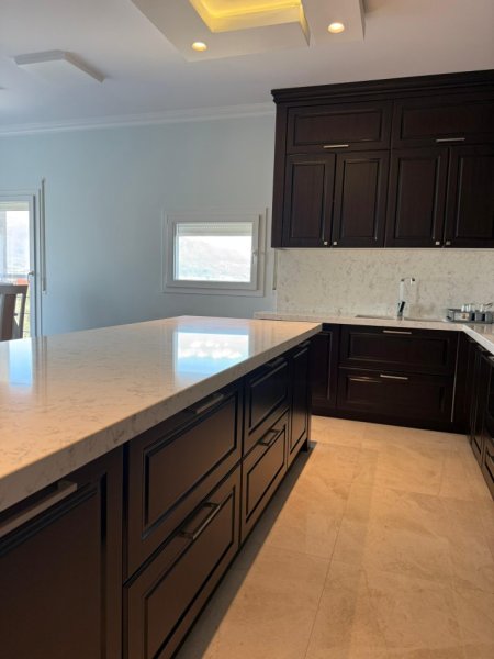 Tirane, shitet apartament Kati 2, 111 m² 259.000 € 