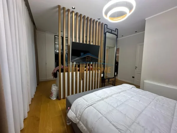 Tirane, shitet apartament 2+1+ 2Post Parkimi Kati 4, 176 m² 665.000 € (KOMPLEKSI DELIJORGJI)