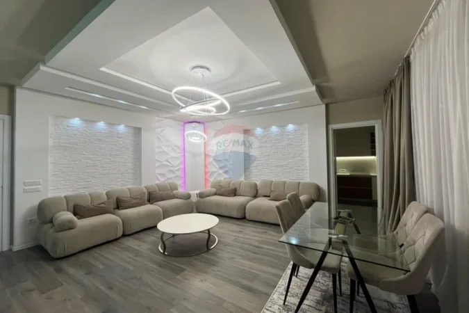 Tirane, jepet me qera apartament 2+1+Ballkon , 130 m² 1.700 € (Mine Peza)