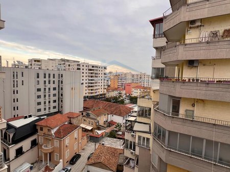 Durres, shitet apartament 3+1+Aneks+Ballkon Kati 9, 140 m² 210.000 € (Prane Bashkise, Durres)