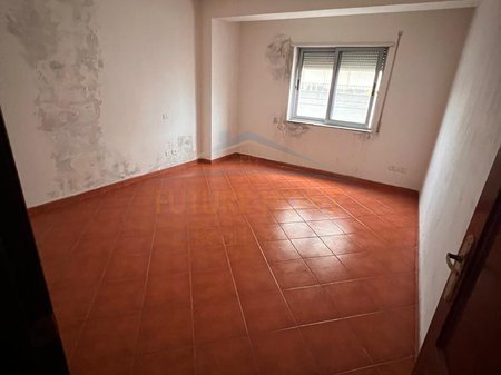 Durres, shitet apartament 3+1+Aneks+Ballkon Kati 9, 140 m² 210.000 € (Prane Bashkise, Durres)