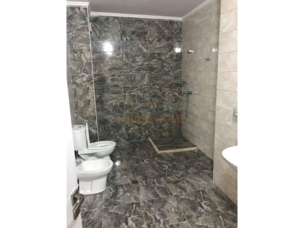 Durres, shitet apartament 2+1 , 125 m² 280.000 € (QENDER,DURRES)
