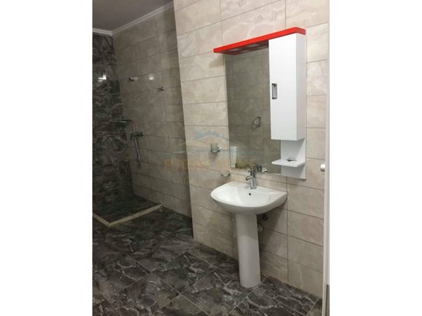 Durres, shitet apartament 2+1 , 125 m² 280.000 € (QENDER,DURRES)
