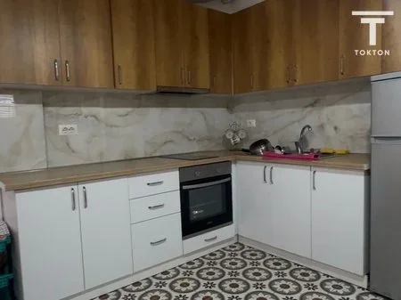 Tirane, shitet apartament 1+1 , 70 m² 145.000 € 