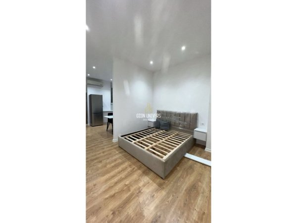 Tirane, jepet me qera garsonier Kati 0, 50 m² 600 € (Rruga e Barrikadave)