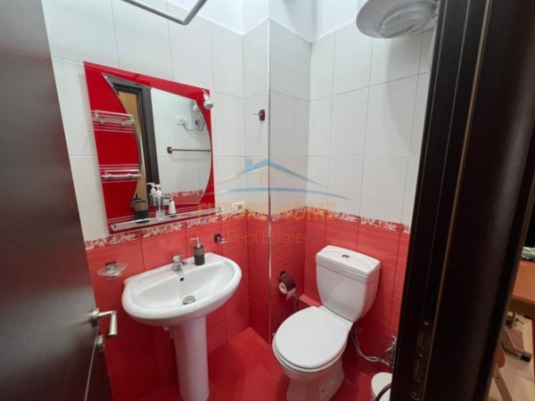 Tirane, jepet me qera apartament 2+1 Kati 6, 111 m² 750 € (Bulevardi Gjergj Fishta)