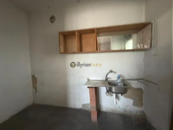 Tirane, shitet apartament 1+1 Kati 4, 64 m² 110.000 € (Rruga 4 Dëshmorët, Tiranë)