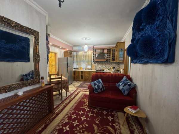 Tirane, jepet me qera apartament 2+1 Kati 12, 75 m² 700 € (Myslym Shyri)