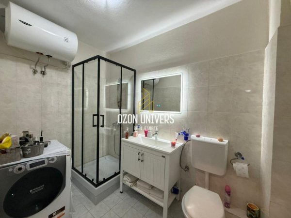 Tirane, shitet apartament 2+1+Ballkon Kati 8, 80 m² 168.000 € (Ish Fusha e Aviacionit)