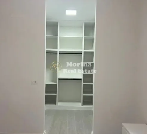 Tirane, jepet me qera apartament 1+1 Kati 2, 60 m² 600 € (Astir)
