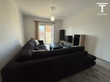 Tirane, shitet apartament 3+1 , 127 m² 209.000 € 