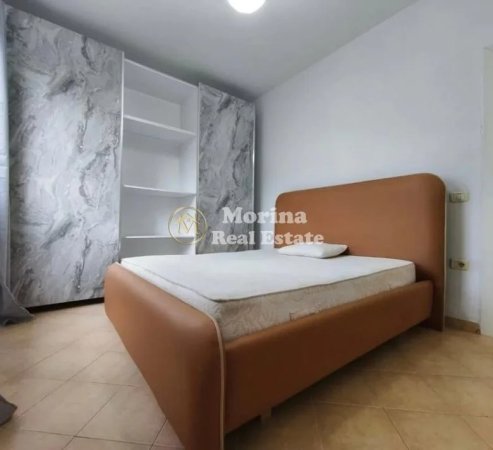 Tirane, jepet me qera apartament 1+1 Kati 3, 60 m² 400 € (Fresku)