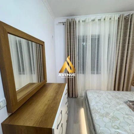 Tirane, shitet apartament 1+1 Kati 4, 55 m² 95.000 € (thoma koxhaj)