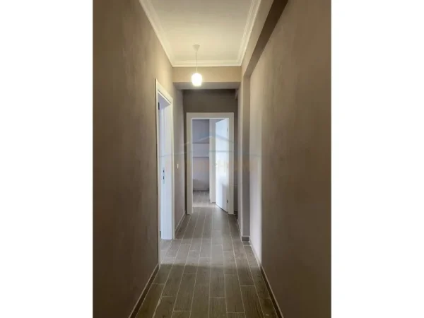 Tirane, jepet me qera apartament 2+1 Kati 2, 78 m² 700 € (Kodra e Diellit)