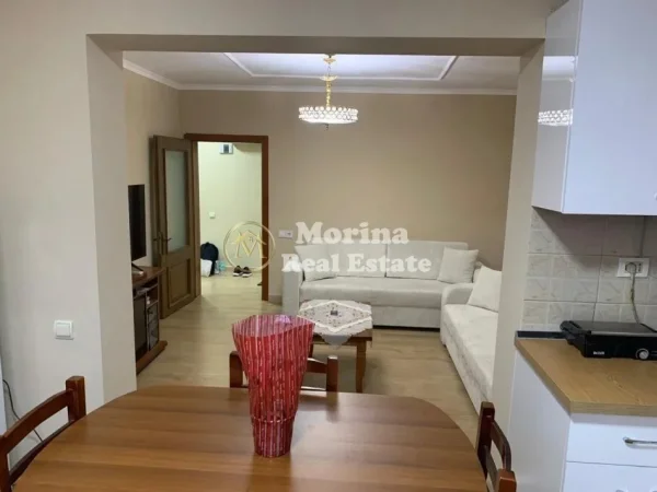 Tirane, jepet me qera apartament 1+1 Kati 3, 70 m² 500 € Pediatria)