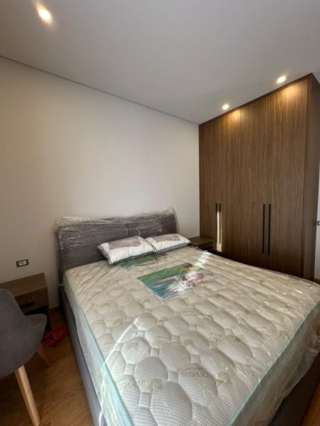 Tirane, jepet me qera apartament 1+1 Kati 2, 70 m² 750 € (Vasil Shanto)