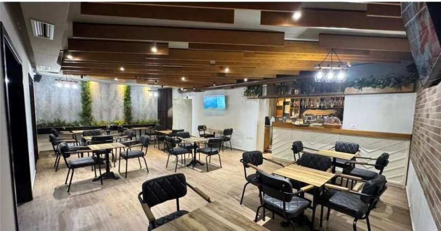 Tirane, shitet bar-resorant Kati 0, 90 m² 230.000 € (don bosco)