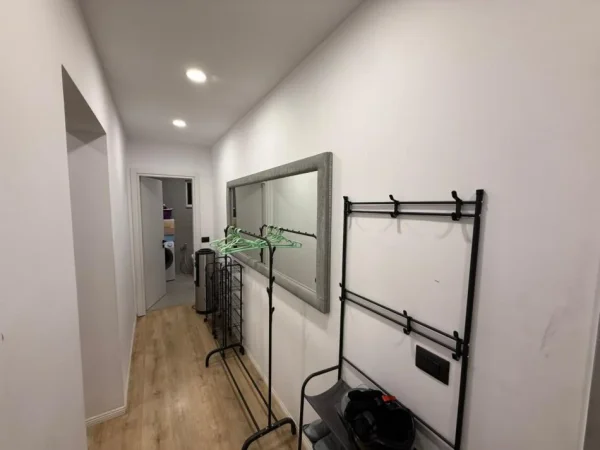 📣 QERA GARSONIERE (Papafingo) 📍 Tregu Elektirk, Prane Pedonales ✨