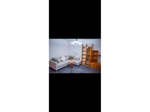 Tirane, jepet me qera apartament 2+1 Kati 4, 71 m² 600 € (Pazari i ri)