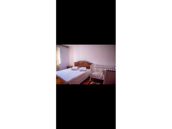 Tirane, jepet me qera apartament 2+1 Kati 4, 71 m² 600 € (Pazari i ri)