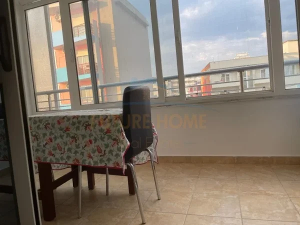 Durres, jepet me qera apartament 1+1+Ballkon Kati 3, 65 m² 500 € 