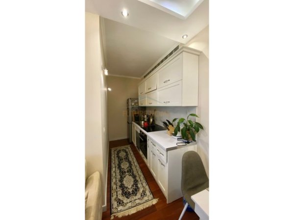 Durres, jepet me qera apartament 2+1+Ballkon Kati 7, 74 m² 800 € 