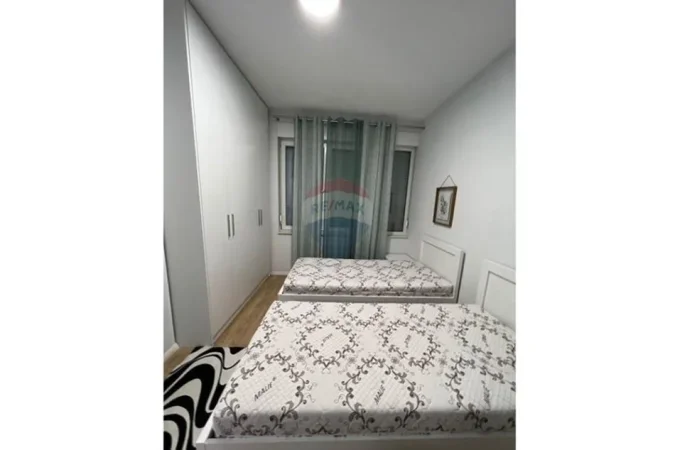 Tirane, jepet me qera apartament 2+1 Kati 3, 98 m² 750 € (Rruga Dritan Hoxha)