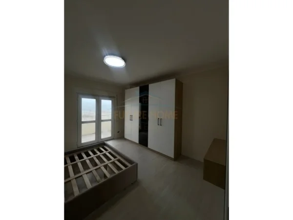 Durres, jepet me qera apartament 1+1+Ballkon Kati 5, 83 m² 550 € 