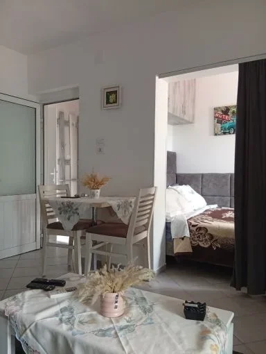 Tirane, jepet me qera garsonier Kati 4, 43 m² 600 € (Rruga Hasan Sufa)