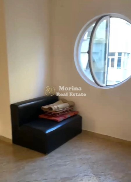 Tirane, jepet me qera apartament 2+1 Kati 6, 85 m² 500 € (Komuna e Parisit)