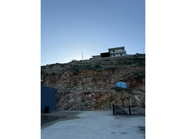 Tirane, shitet hotel , 600 m² 1.500.000 € (Qeparo)