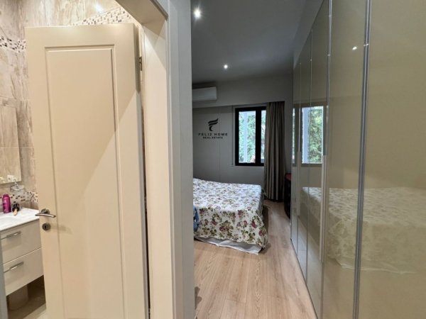 Tirane, shitet apartament 3+1 Kati 1, 150 m² 300.000 € (LIQENI I THATE)