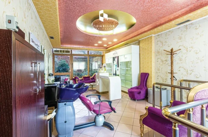 Shitet: Ambient me 2 Kate 📍Mine Peza/Rr. Durresit || (450,000 €) Super Location, Afer Qendres